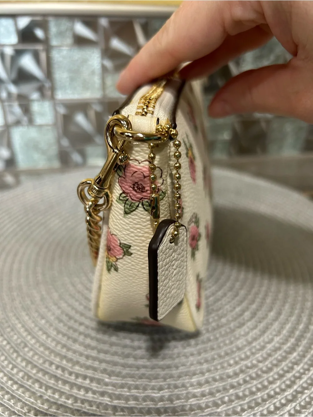 Coach compact clutch